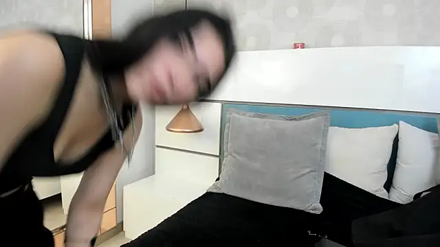 Ashkoreh online show from 12.20.25