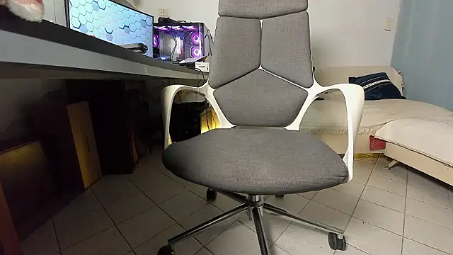 Snapshot of DiositoHerus chatting on 02.24.26 DiositoHerus online show from 02.24.26