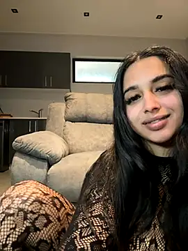 Snapshot of LilMisIndianx chatting on 10.23.25 LilMisIndianx online show from 10.23.25