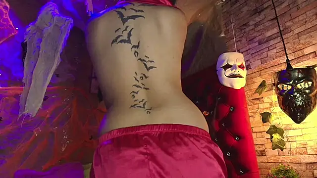 Snapshot of Victoria_Thompson1 chatting on 11.02.25 Victoria Thompson1 online show from 11.02.25