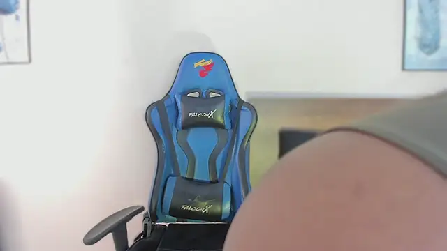 Niicol Jenner online show from 02.12.26