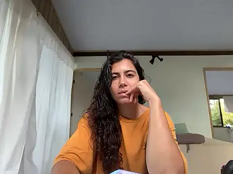 Snapshot of deusaludovica chatting on 05.07.26 deusaludovica online show from 05.07.26