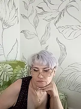 Catty Lady online show from 09.09.25