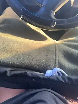 Snapshot of BigDick1600 chatting on 03.24.26 BigDick1600 online show from 03.24.26