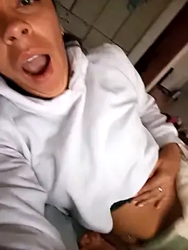 SharonDustLove online show from 10.03.25