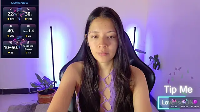 Snapshot of Sarasavage chatting on 03.26.26 Sarasavage online show from 03.26.26