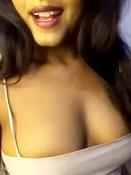 Snapshot of ANNU_ chatting on 03.12.26 ANNU online show from 03.12.26