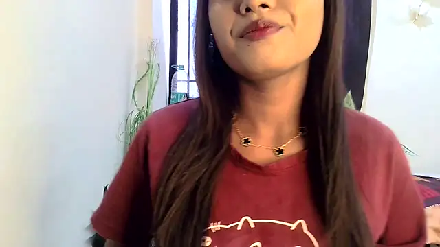 Snapshot of ANNU_ chatting on 05.08.26 ANNU online show from 05.08.26