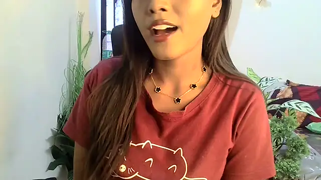 Snapshot of ANNU_ chatting on 05.09.26 ANNU online show from 05.09.26