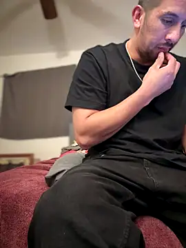 Snapshot of himNIGuys chatting on 09.22.25 himNIGuys online show from 09.22.25