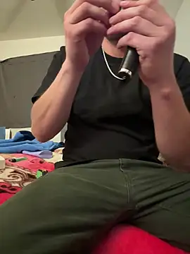 Snapshot of himNIGuys chatting on 11.12.25 himNIGuys online show from 11.12.25