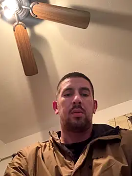 Snapshot of himNIGuys chatting on 12.16.25 himNIGuys online show from 12.16.25