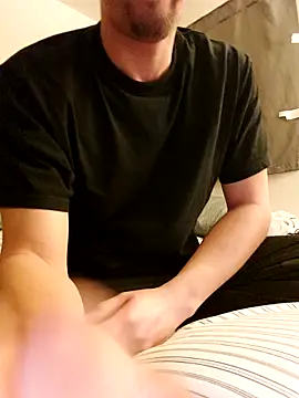 Snapshot of himNIGuys chatting on 02.10.26 himNIGuys online show from 02.10.26