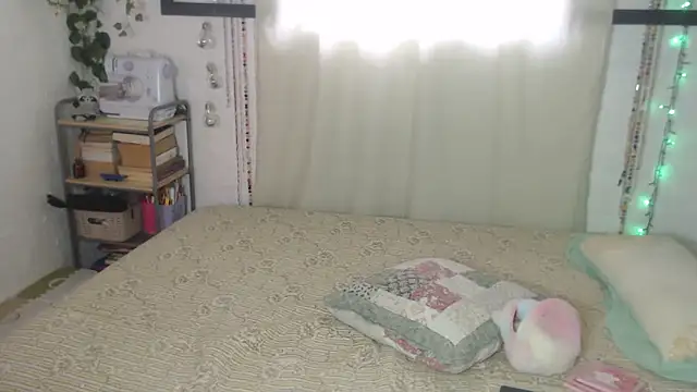 Snapshot of porndollbaby chatting on 06.19.26 porndollbaby online show from 06.19.26