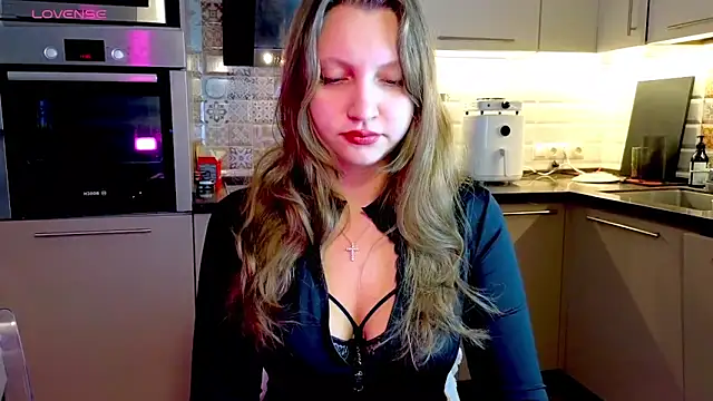 Snapshot of Brightsstar chatting on 02.03.26 Brightsstar online show from 02.03.26