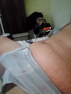 Snapshot of hotcower chatting on 03.04.26 hotcower online show from 03.04.26