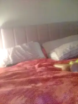 Snapshot of Skater1287 chatting on 10.14.25 Skater1287 online show from 10.14.25