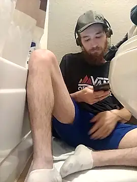 Snapshot of Skater1287 chatting on 10.14.25 Skater1287 online show from 10.14.25