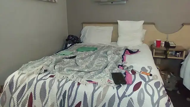 Snapshot of Skater1287 chatting on 03.12.26 Skater1287 online show from 03.12.26