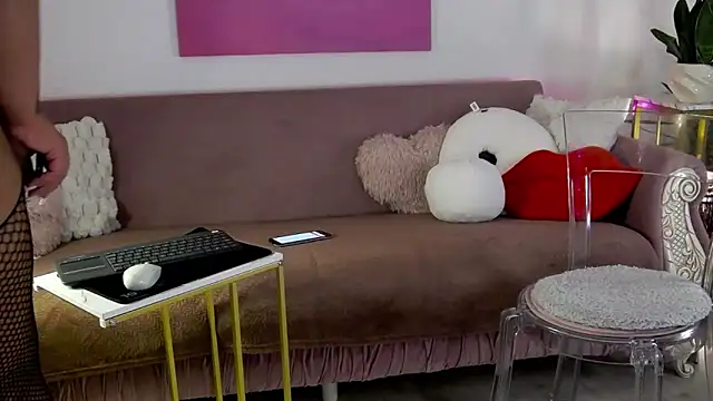 oliviathea online show from 03.08.26