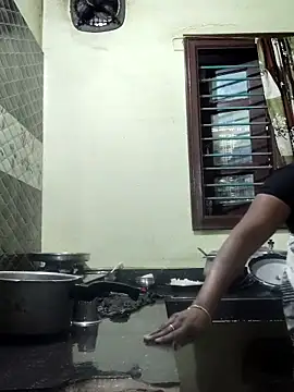 papukurty online show from 02.05.26