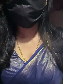 umairahaasan 1 online show from 03.05.26