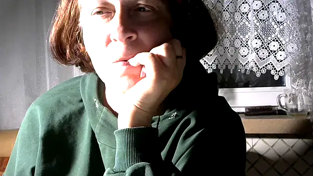 LedyVenera online show from 09.17.25