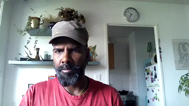 Snapshot of frenchblackc31 chatting on 09.12.25 frenchblackc31 online show from 09.12.25