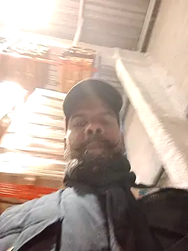 Snapshot of frenchblackc31 chatting on 10.29.25 frenchblackc31 online show from 10.29.25