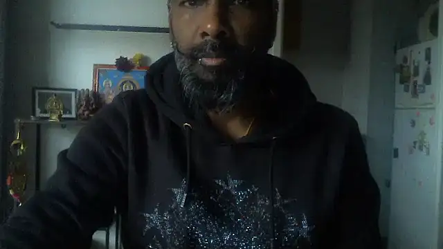 Snapshot of frenchblackc31 chatting on 11.08.25 frenchblackc31 online show from 11.08.25