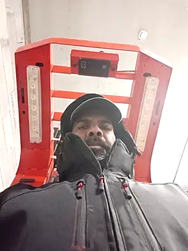 Snapshot of frenchblackc31 chatting on 11.26.25 frenchblackc31 online show from 11.26.25