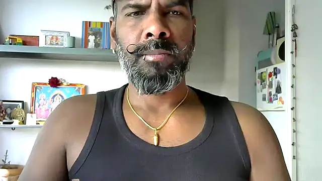 Snapshot of frenchblackc31 chatting on 01.10.26 frenchblackc31 online show from 01.10.26