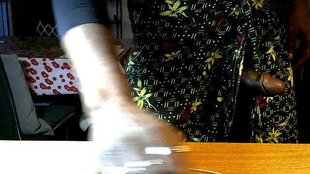 Snapshot of frenchblackc31 chatting on 02.19.26 frenchblackc31 online show from 02.19.26