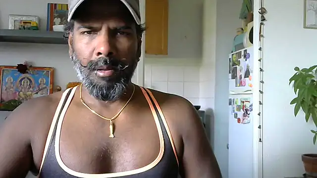 Snapshot of frenchblackc31 chatting on 06.07.26 frenchblackc31 online show from 06.07.26