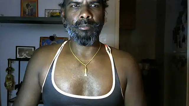 Snapshot of frenchblackc31 chatting on 06.07.26 frenchblackc31 online show from 06.07.26