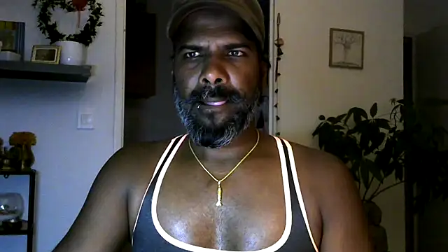 Snapshot of frenchblackc31 chatting on 06.09.26 frenchblackc31 online show from 06.09.26