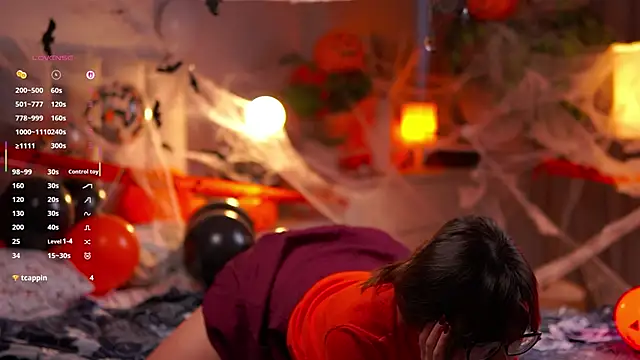 Snapshot of Julia_PR0 chatting on 10.31.25 Julia PR0 online show from 10.31.25