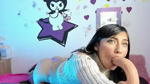 Snapshot of Alanaloiiss_ chatting on 09.21.25 Alanaloiiss online show from 09.21.25