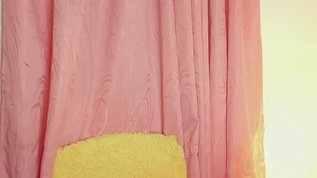 Alanaloiiss  online show from 04.01.26