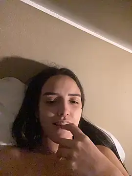 Snapshot of Casal_Wedd chatting on 11.18.25 Casal Wedd online show from 11.18.25