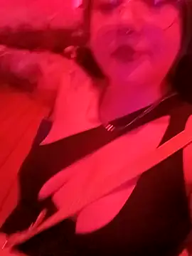 Snapshot of Dulcedeanis chatting on 11.06.25 Dulcedeanis online show from 11.06.25