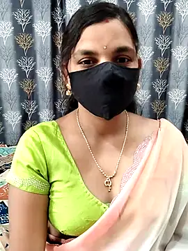 Snapshot of Lalitha-1995 chatting on 07.02.26 Lalitha-1995 online show from 07.02.26
