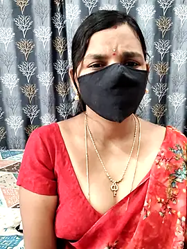 Snapshot of Lalitha-1995 chatting on 07.18.26 Lalitha-1995 online show from 07.18.26