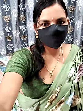 Snapshot of Lalitha-1995 chatting on 07.20.26 Lalitha-1995 online show from 07.20.26
