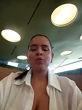 Lambedora 69 online show from 10.20.25