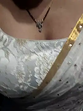 Snapshot of Anuforyou19 chatting on 10.08.25 Anuforyou19 online show from 10.08.25