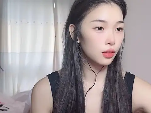 Snapshot of YUNA-kpop chatting on 08.04.26 YUNA-kpop online show from 08.04.26