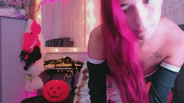 NataliaPrada s online show from 10.15.25