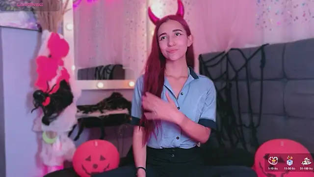 NataliaPrada s online show from 10.21.25