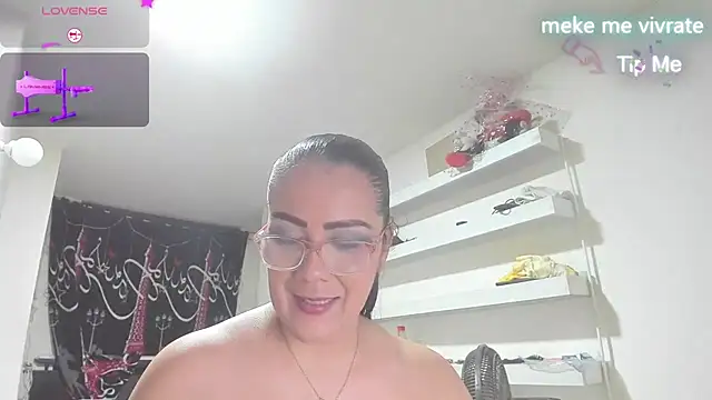 Snapshot of AlicePipper chatting on 07.06.26 AlicePipper online show from 07.06.26